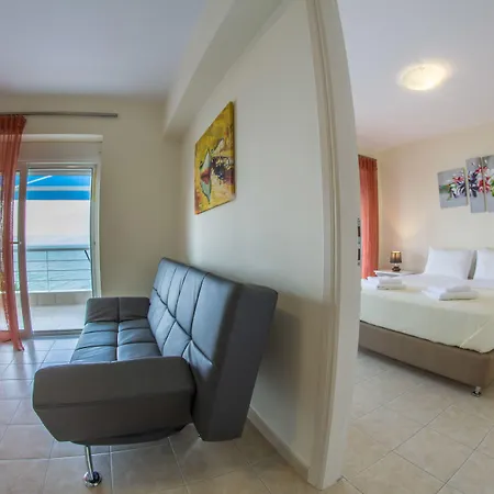 Kiveri Apartments شقة