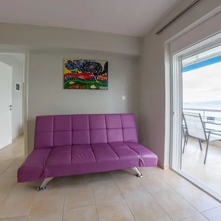 شقة Kiveri Apartments كيفيريون