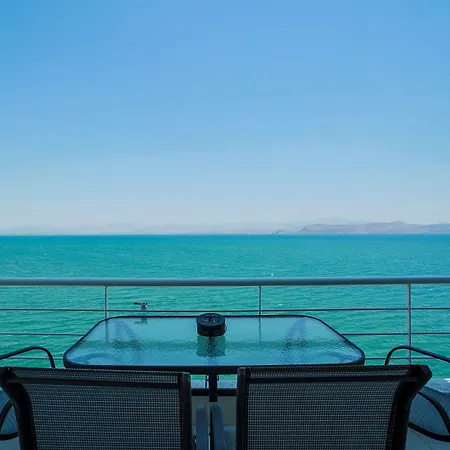 Kiveri Apartments *