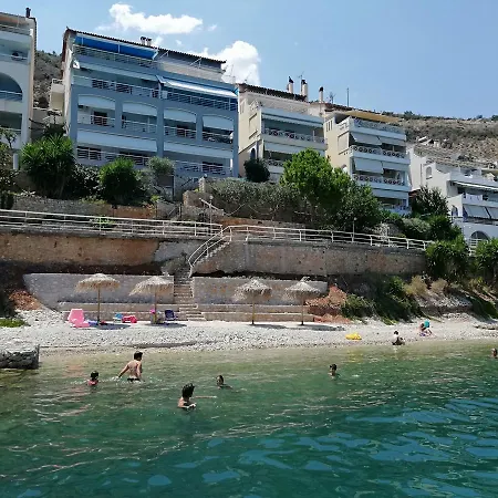 Kiveri Apartments *