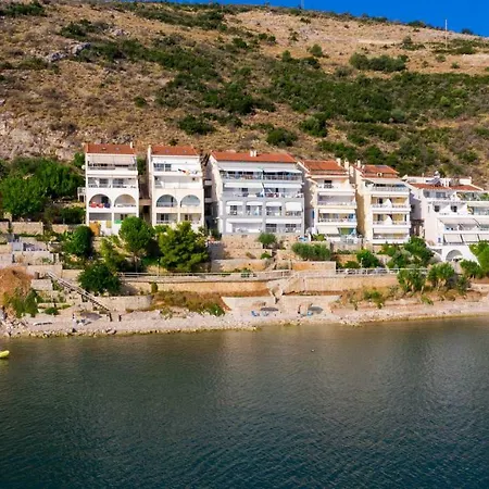Kiveri Apartments شقة *