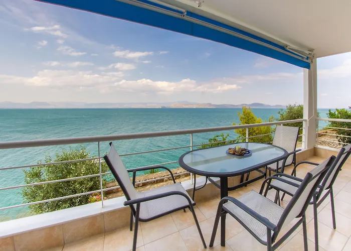 Kiveri Apartments * Kivérion